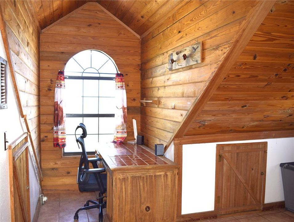 待售: $1,200,000 (3 贝兹, 2 浴室, 2554 平方英尺)