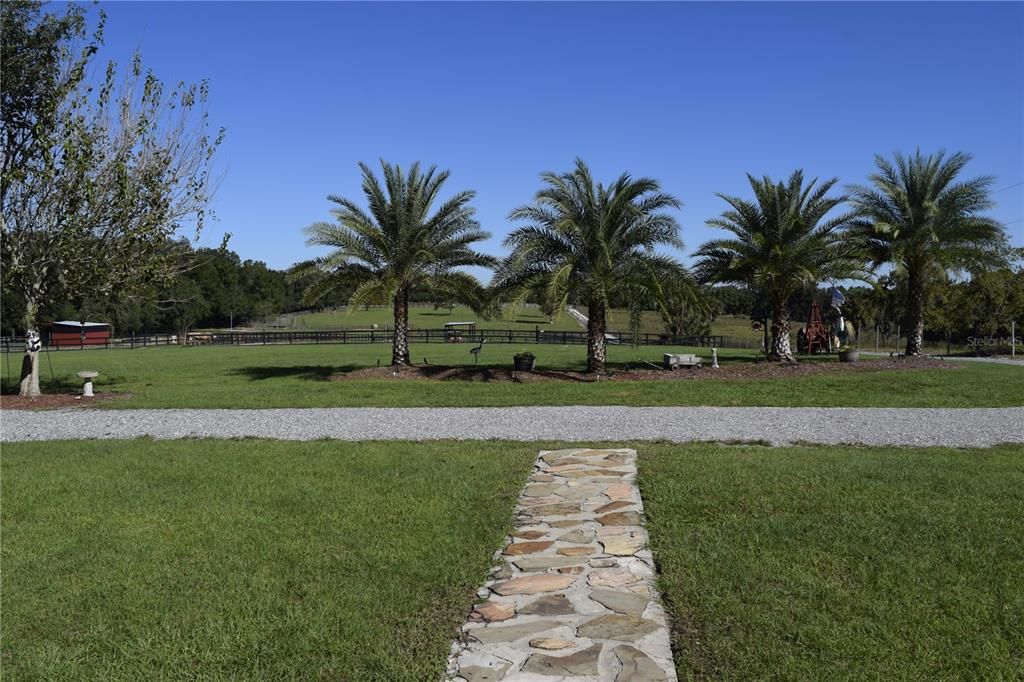 待售: $1,200,000 (3 贝兹, 2 浴室, 2554 平方英尺)