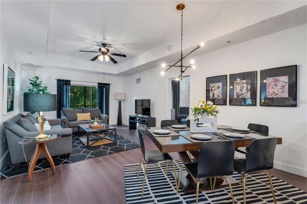 Active With Contract: $255,000 (3 beds, 2 baths, 1700 Square Feet)