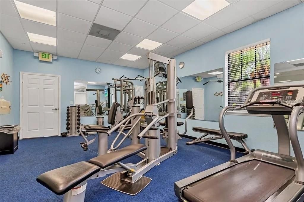 Active With Contract: $255,000 (3 beds, 2 baths, 1700 Square Feet)