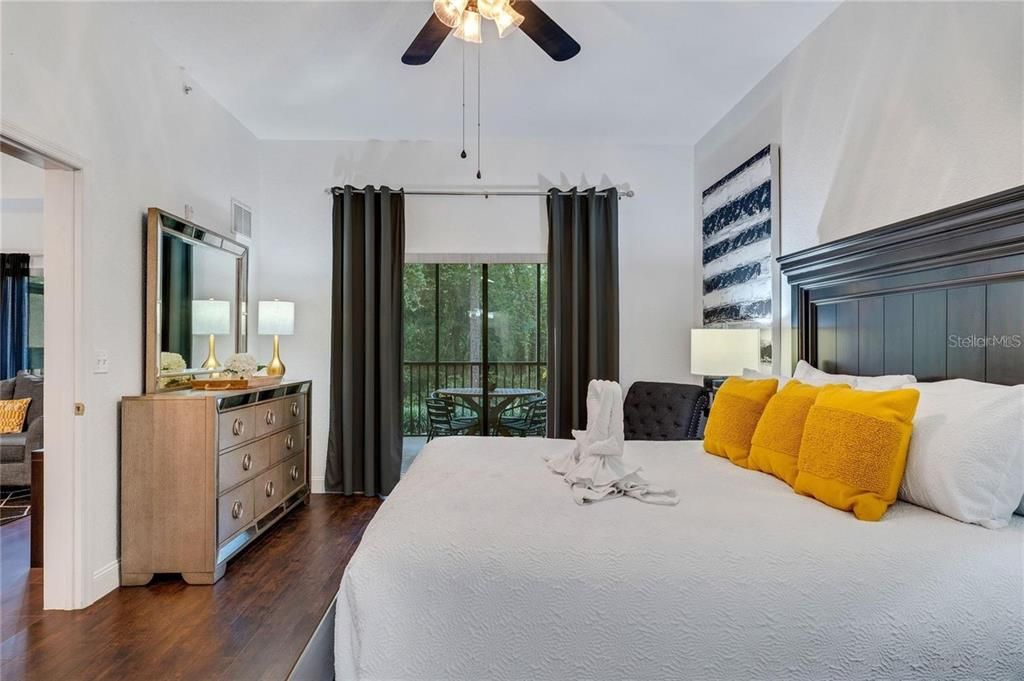 Active With Contract: $255,000 (3 beds, 2 baths, 1700 Square Feet)