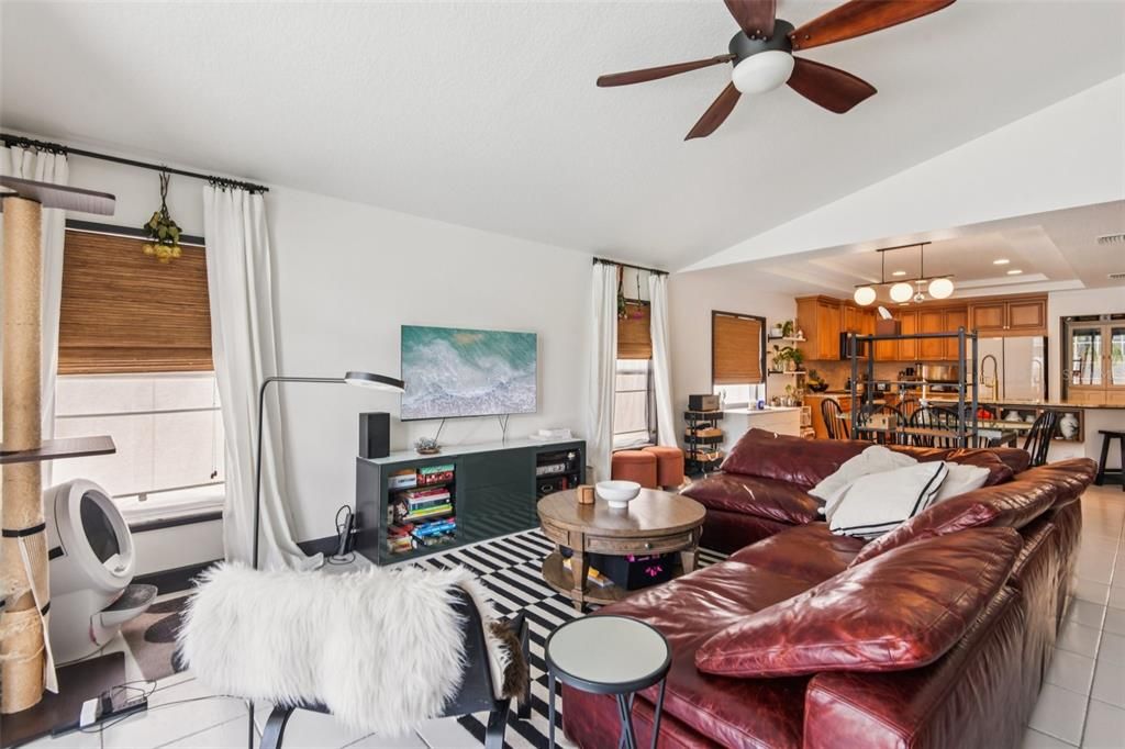 For Rent: $3,800 (3 beds, 3 baths, 2290 Square Feet)