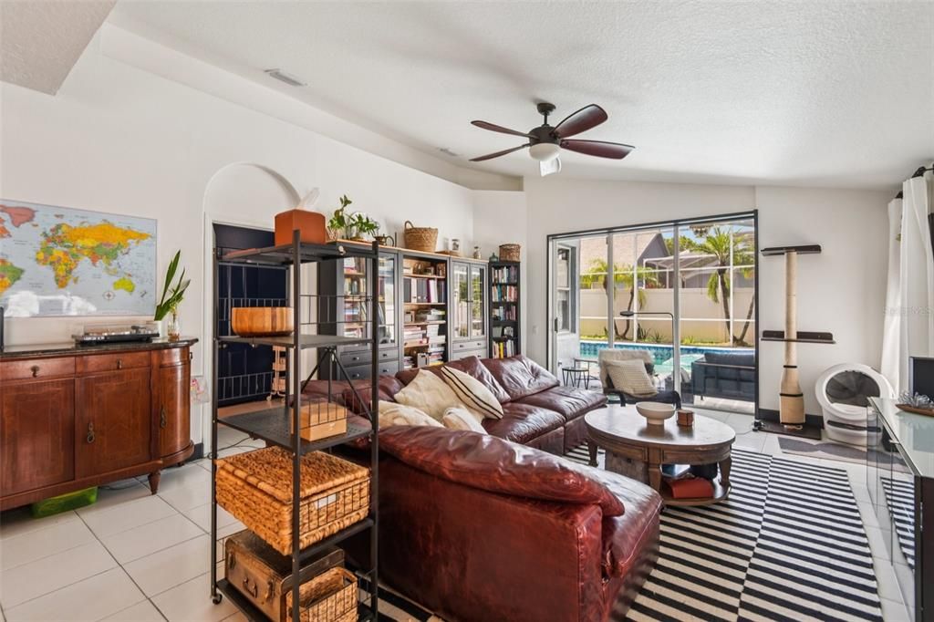 For Rent: $3,800 (3 beds, 3 baths, 2290 Square Feet)