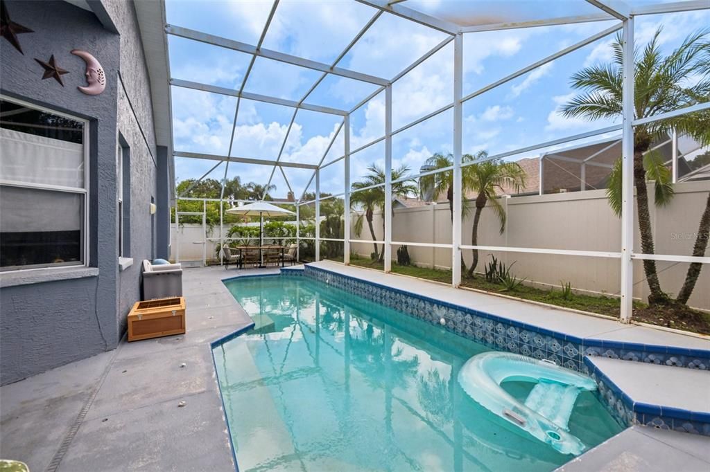 For Rent: $3,800 (3 beds, 3 baths, 2290 Square Feet)