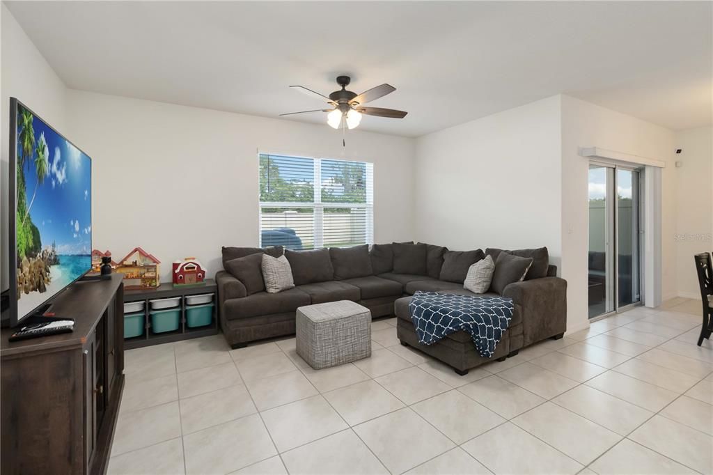 待售: $434,900 (4 贝兹, 2 浴室, 1846 平方英尺)