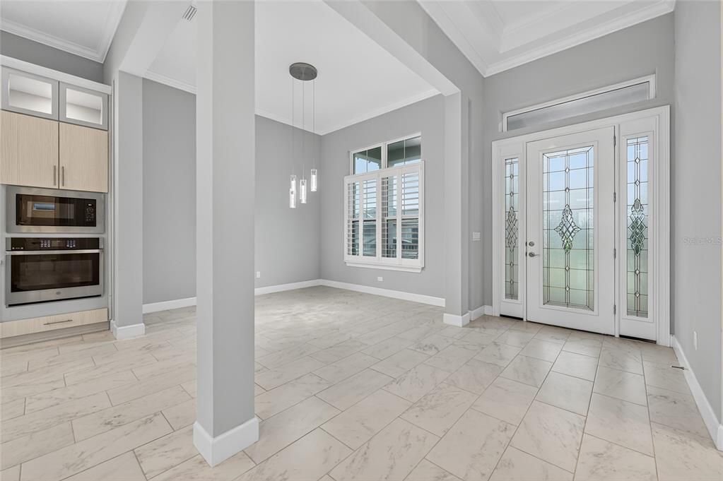 For Rent: $3,800 (3 beds, 2 baths, 2778 Square Feet)