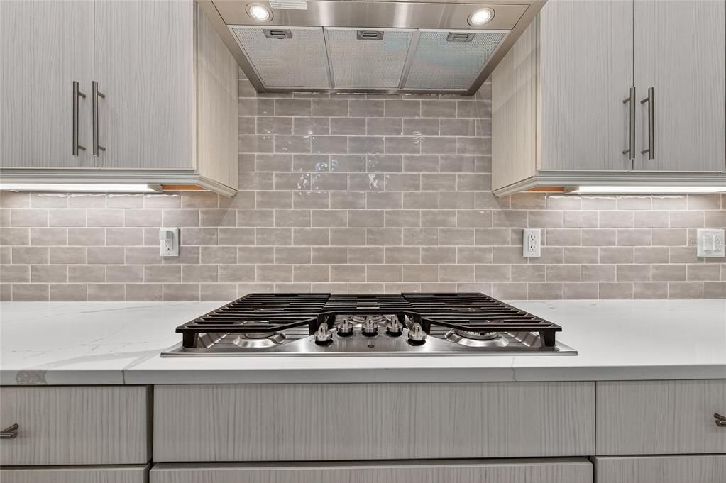 For Rent: $3,800 (3 beds, 2 baths, 2778 Square Feet)