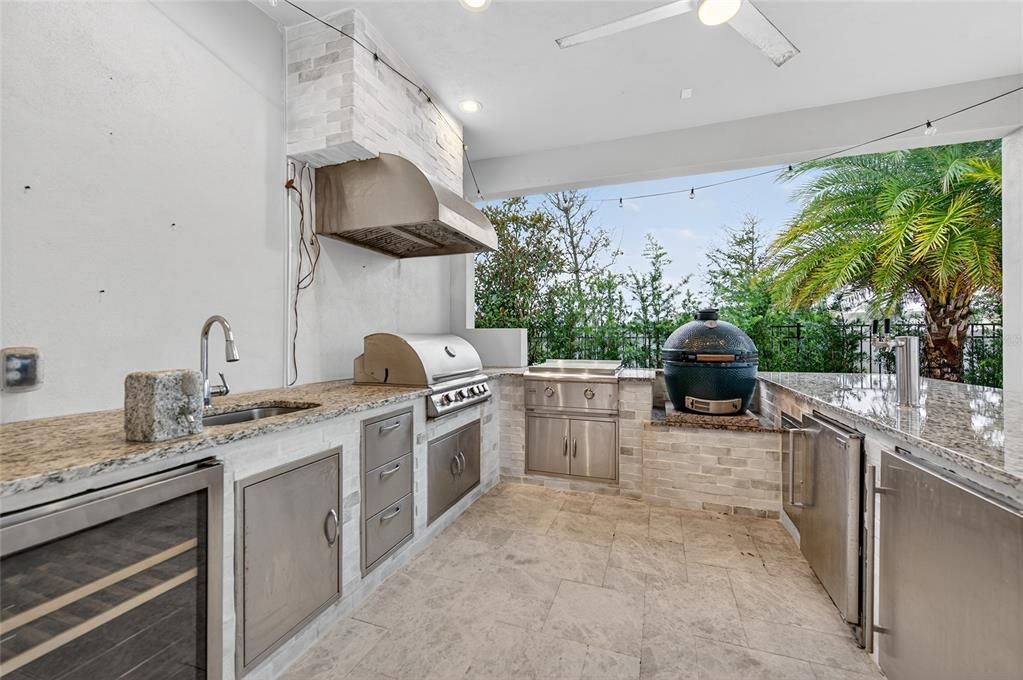 For Rent: $3,800 (3 beds, 2 baths, 2778 Square Feet)