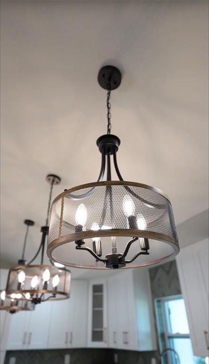 待售: $925,000 (3 贝兹, 3 浴室, 2390 平方英尺)