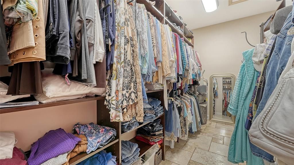 For Sale: $1,869,900 (3 beds, 3 baths, 3336 Square Feet)