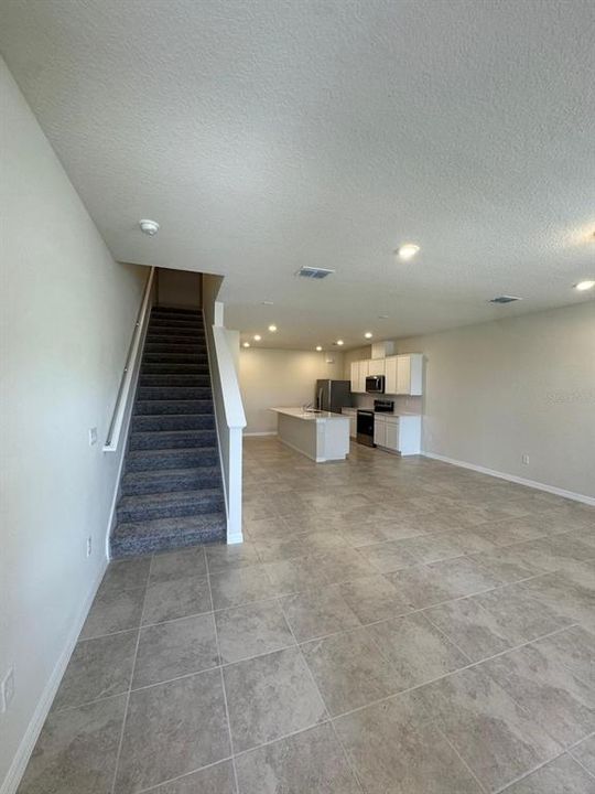 出租: $2,800 (3 贝兹, 2 浴室, 1683 平方英尺)