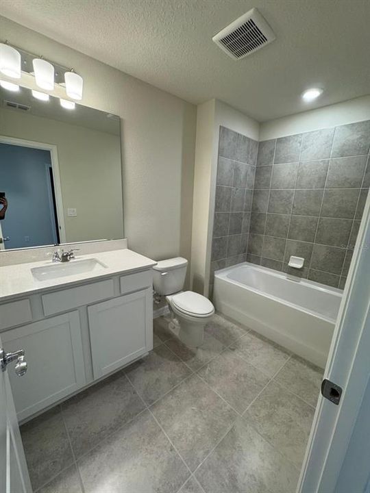 出租: $2,800 (3 贝兹, 2 浴室, 1683 平方英尺)