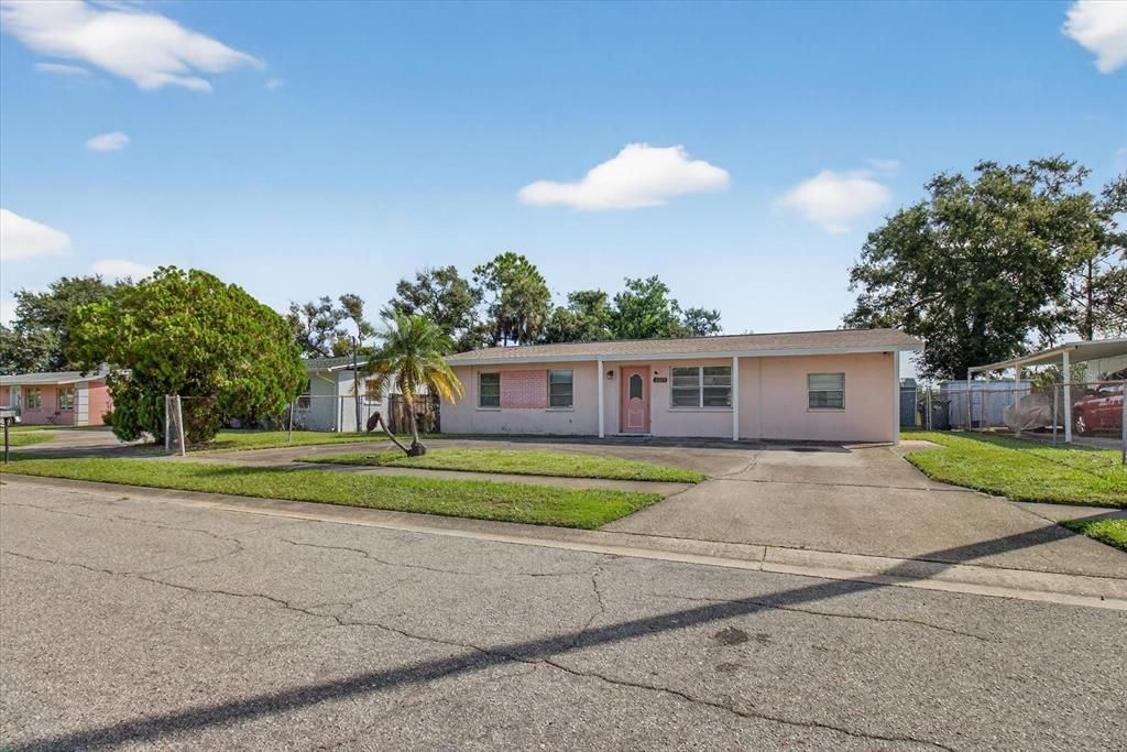 Active With Contract: $280,000 (3 beds, 1 baths, 1171 Square Feet)