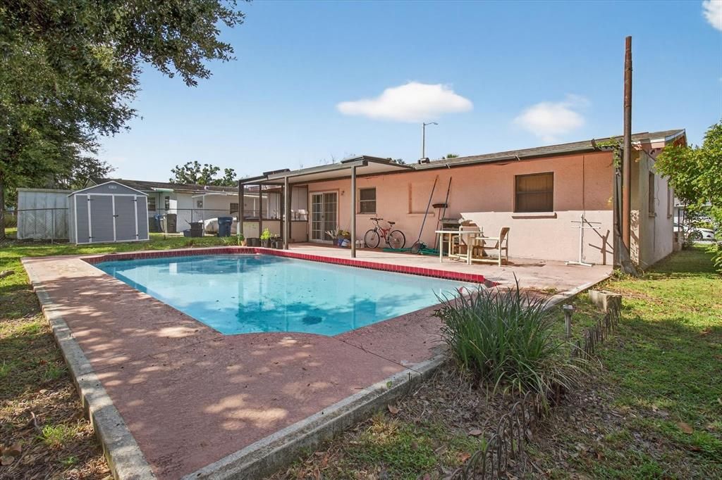 Active With Contract: $280,000 (3 beds, 1 baths, 1171 Square Feet)