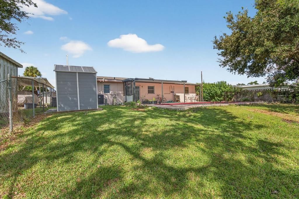 Active With Contract: $280,000 (3 beds, 1 baths, 1171 Square Feet)