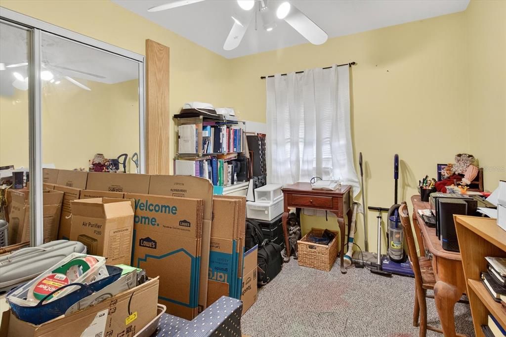 Active With Contract: $280,000 (3 beds, 1 baths, 1171 Square Feet)