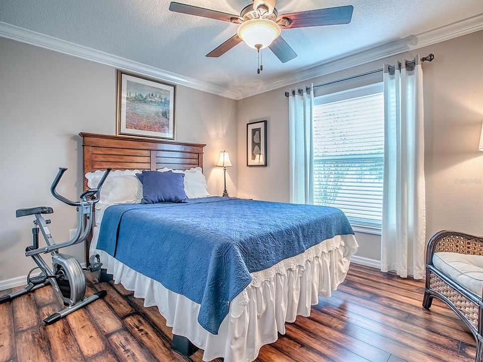 For Sale: $384,999 (3 beds, 2 baths, 1725 Square Feet)