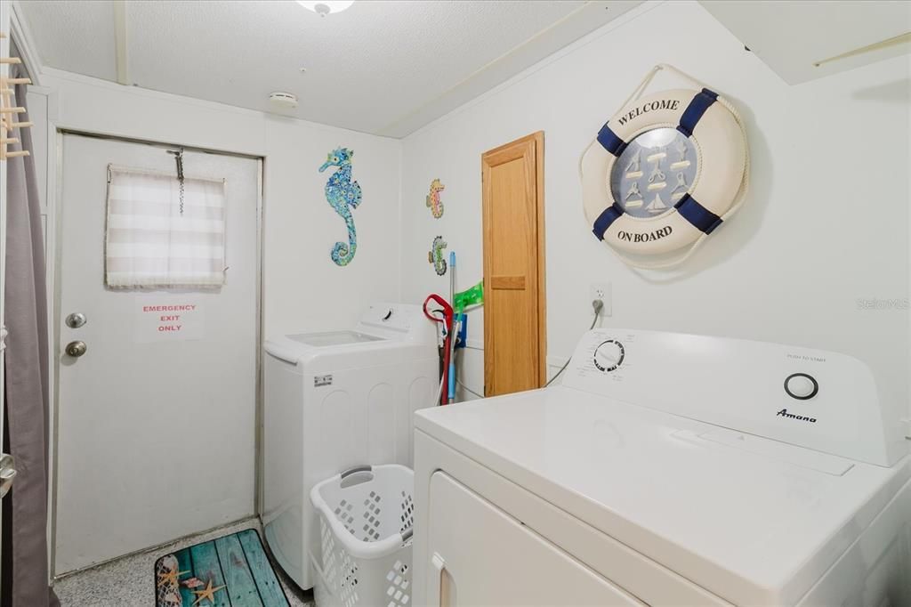 На продажу: $429,000 (3 спален, 2 ванн, 1320 Квадратных фут)