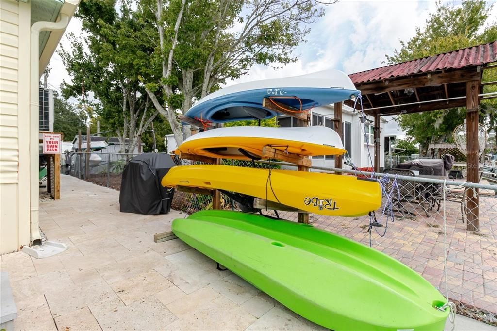 На продажу: $429,000 (3 спален, 2 ванн, 1320 Квадратных фут)