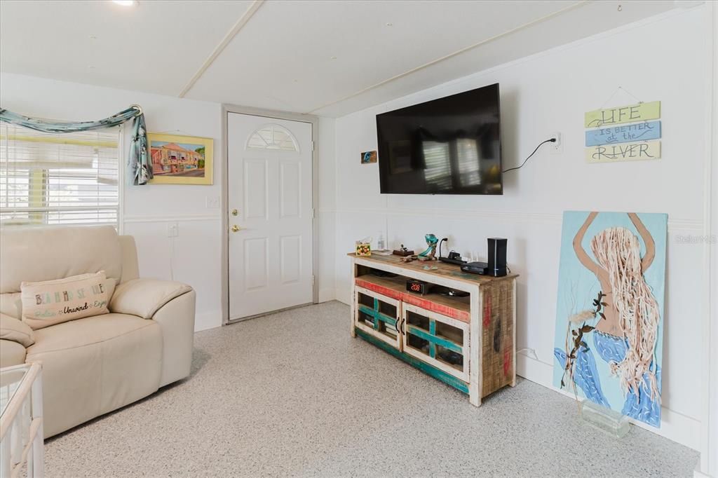 На продажу: $429,000 (3 спален, 2 ванн, 1320 Квадратных фут)