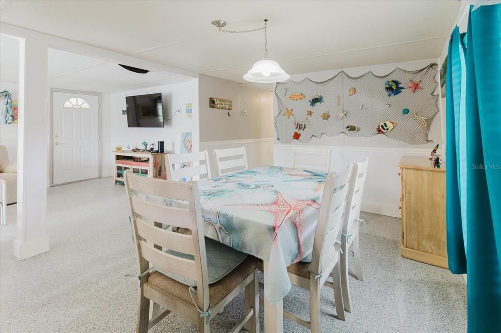 На продажу: $429,000 (3 спален, 2 ванн, 1320 Квадратных фут)