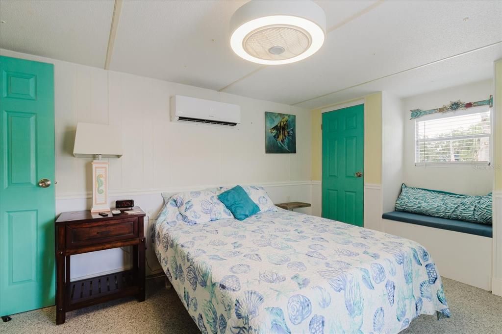 На продажу: $429,000 (3 спален, 2 ванн, 1320 Квадратных фут)