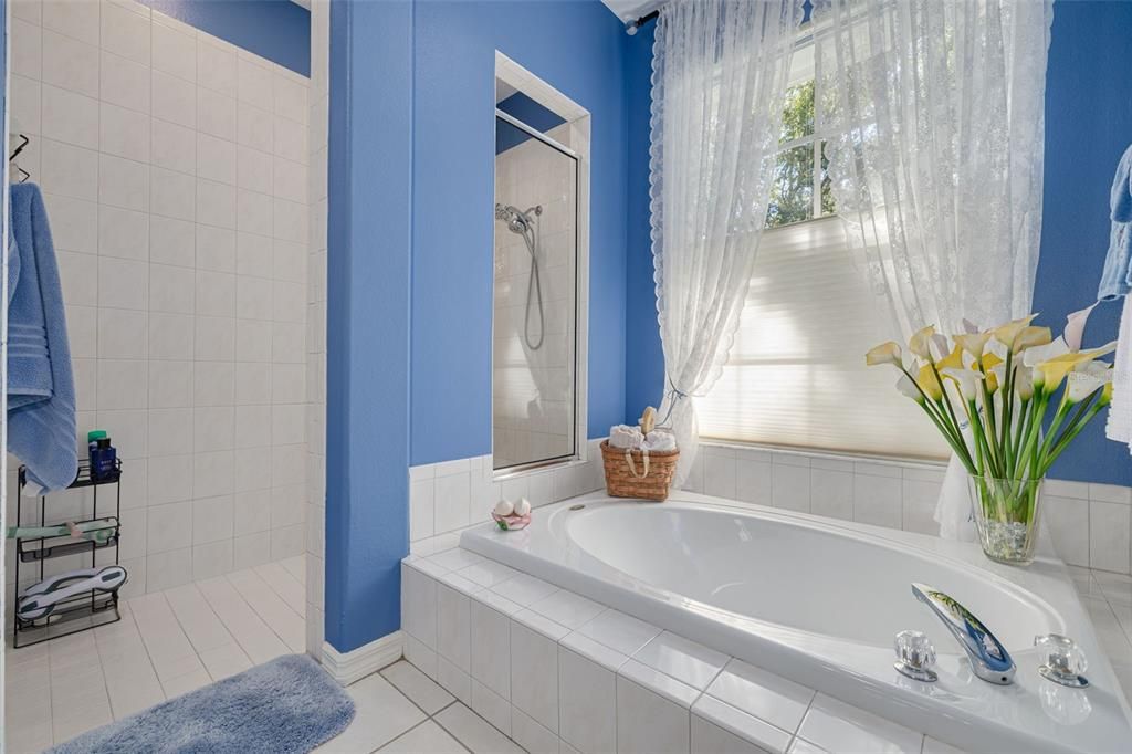 На продажу: $699,000 (4 спален, 3 ванн, 2749 Квадратных фут)