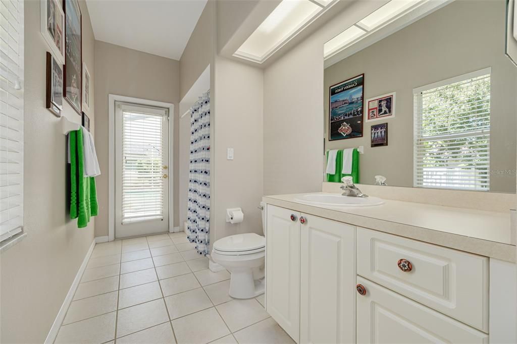 На продажу: $699,000 (4 спален, 3 ванн, 2749 Квадратных фут)