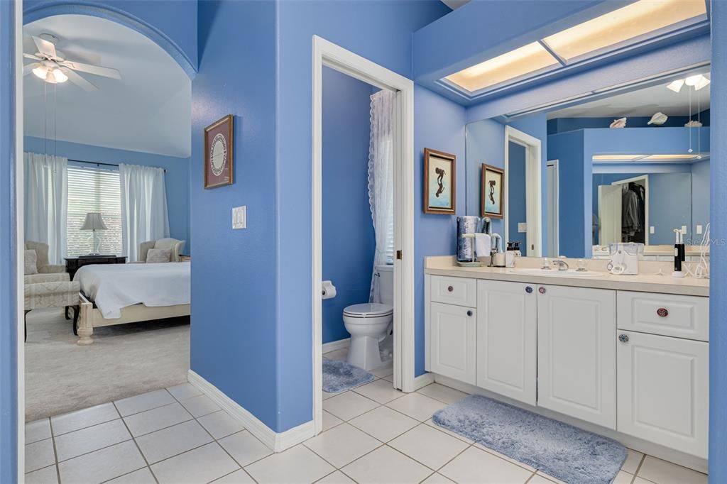 На продажу: $699,000 (4 спален, 3 ванн, 2749 Квадратных фут)