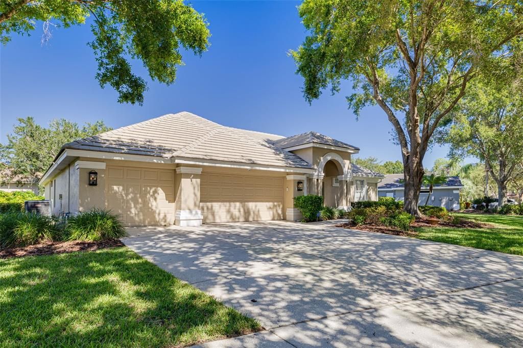 На продажу: $699,000 (4 спален, 3 ванн, 2749 Квадратных фут)