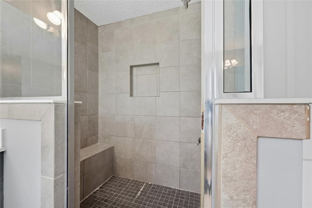 待售: $470,000 (5 贝兹, 4 浴室, 3622 平方英尺)