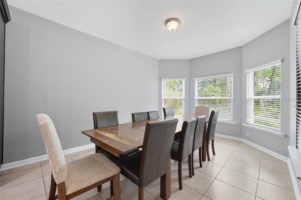 待售: $470,000 (5 贝兹, 4 浴室, 3622 平方英尺)