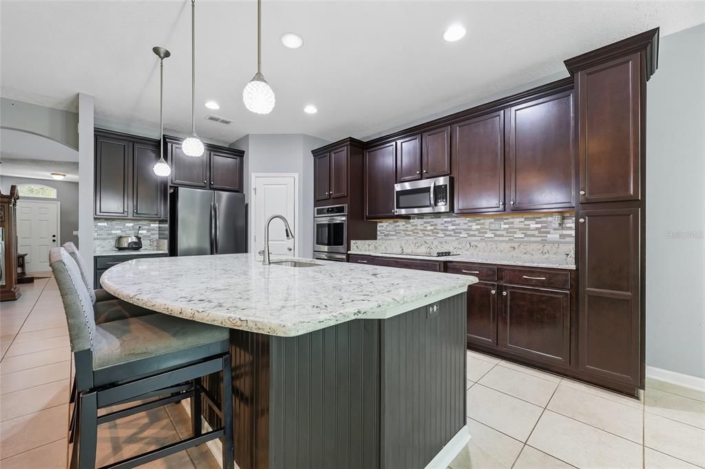 待售: $470,000 (5 贝兹, 4 浴室, 3622 平方英尺)