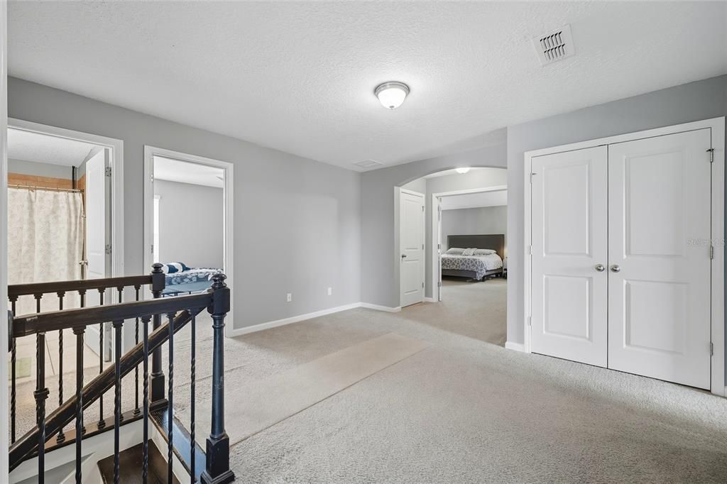 待售: $470,000 (5 贝兹, 4 浴室, 3622 平方英尺)