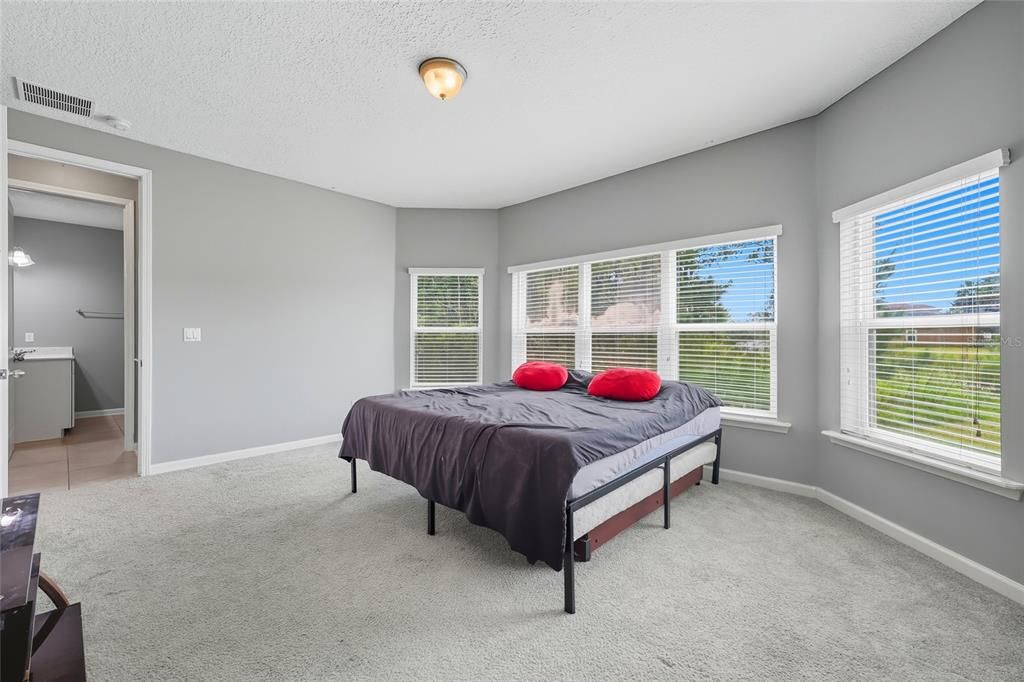 待售: $470,000 (5 贝兹, 4 浴室, 3622 平方英尺)