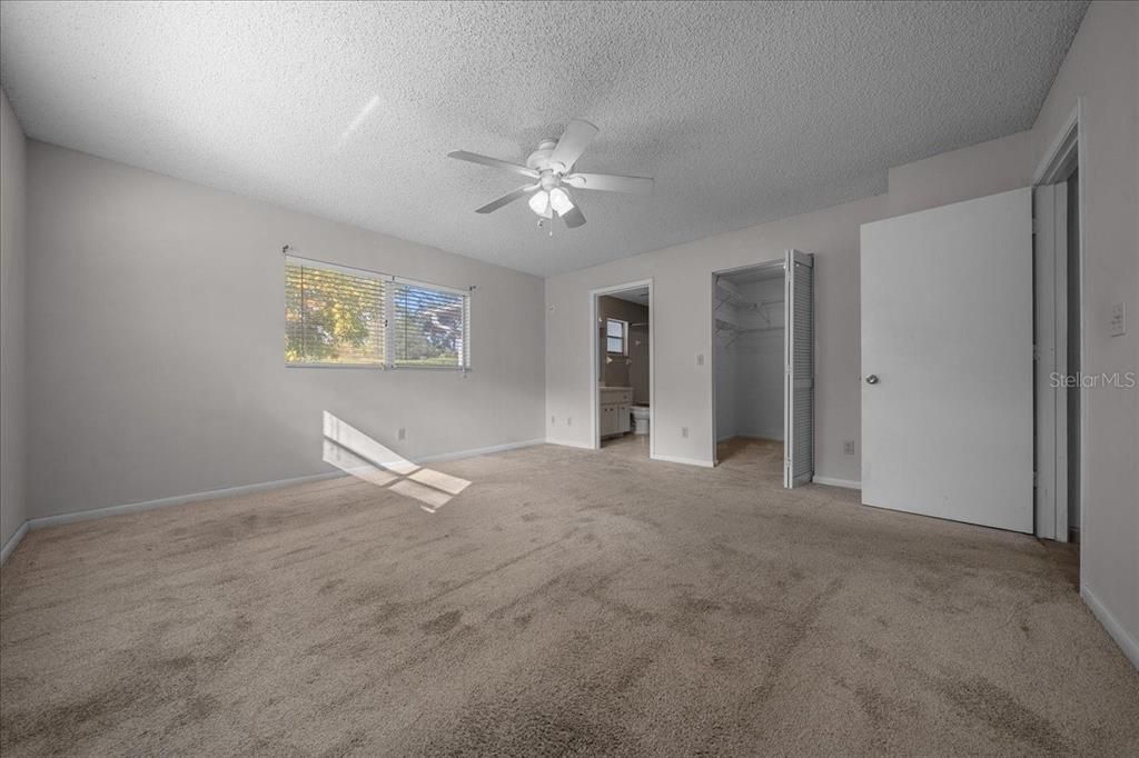 En Venta: $144,950 (2 camas, 2 baños, 2007 Pies cuadrados)