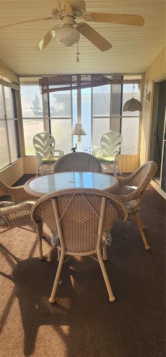 待售: $124,999 (2 贝兹, 2 浴室, 960 平方英尺)