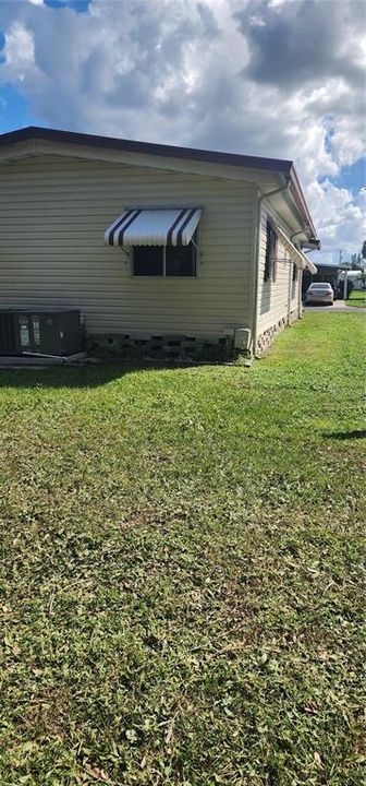 待售: $124,999 (2 贝兹, 2 浴室, 960 平方英尺)