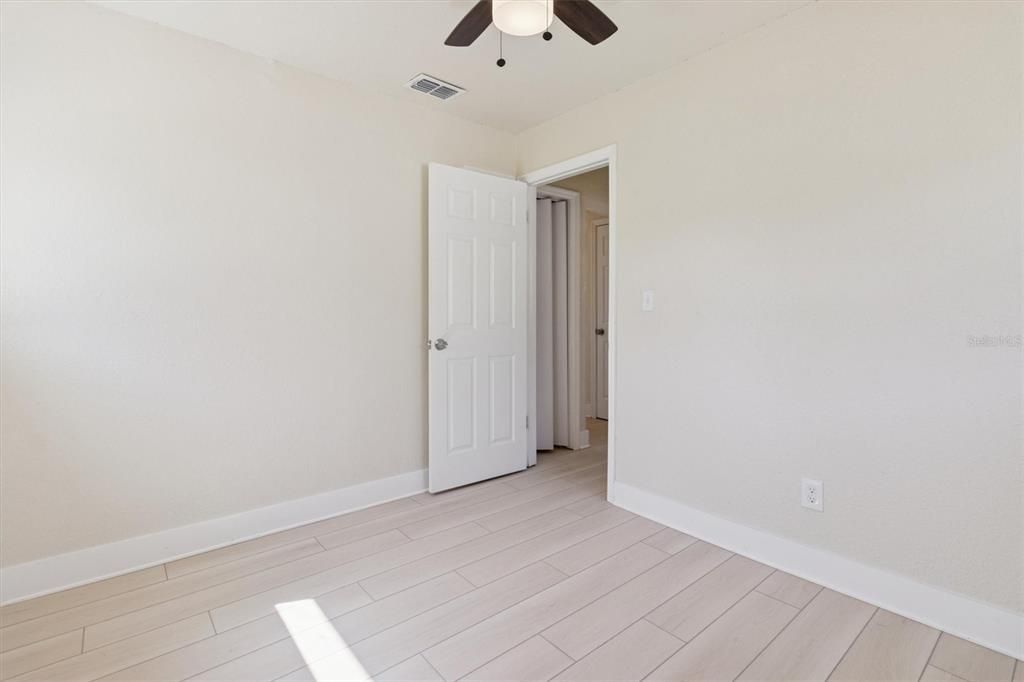 For Sale: $289,000 (4 beds, 2 baths, 1158 Square Feet)