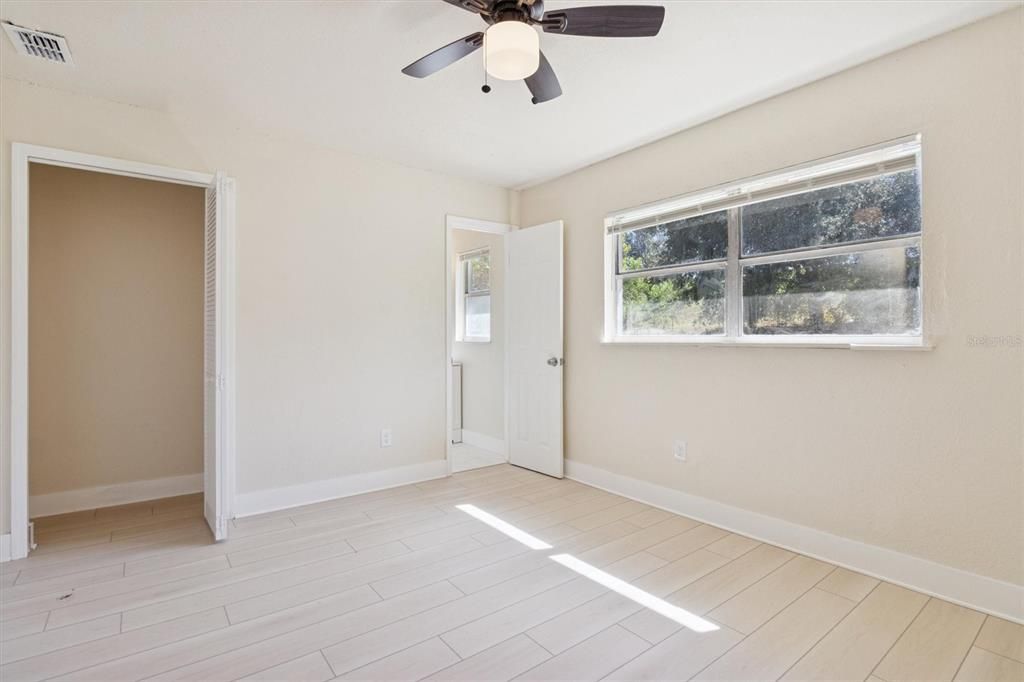 For Sale: $289,000 (4 beds, 2 baths, 1158 Square Feet)