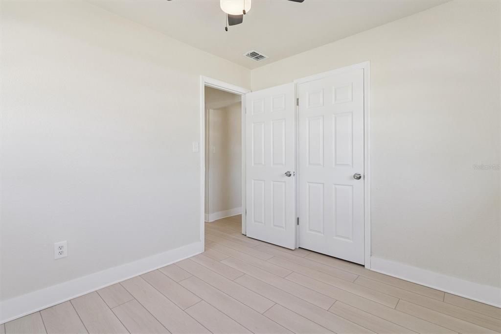 For Sale: $289,000 (4 beds, 2 baths, 1158 Square Feet)