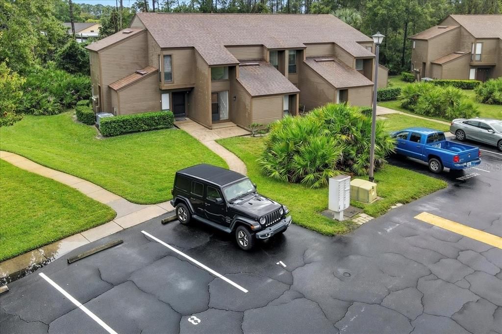 Activo con contrato: $197,000 (2 camas, 2 baños, 1098 Pies cuadrados)