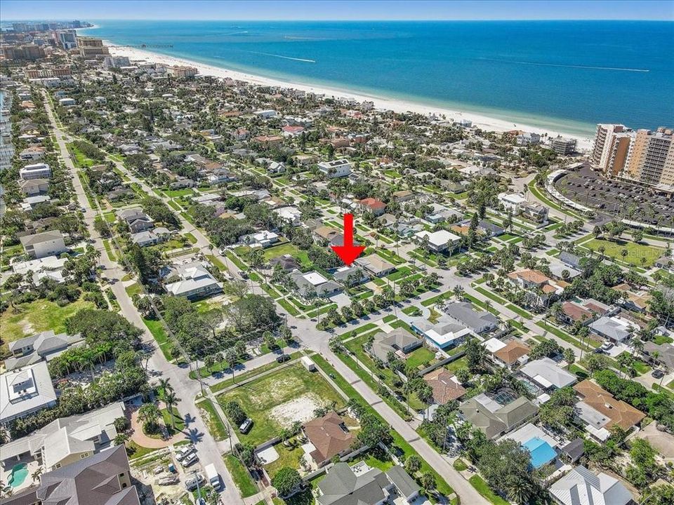 For Sale: $945,000 (3 beds, 2 baths, 1297 Square Feet)