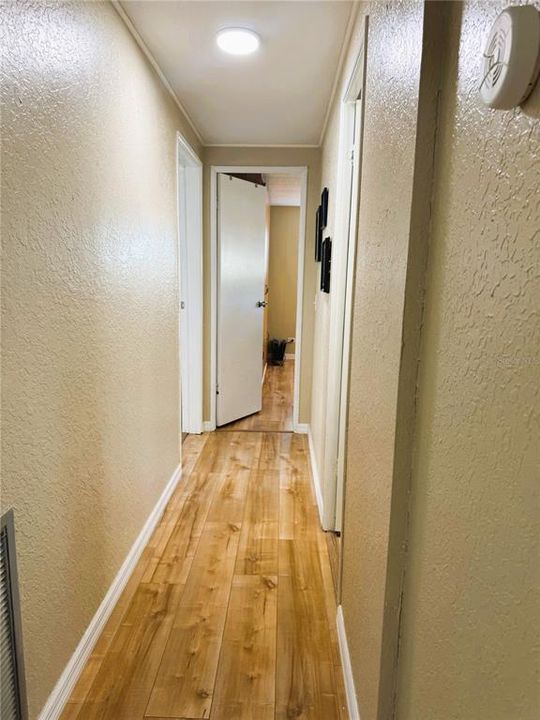 待售: $154,000 (2 贝兹, 2 浴室, 1332 平方英尺)