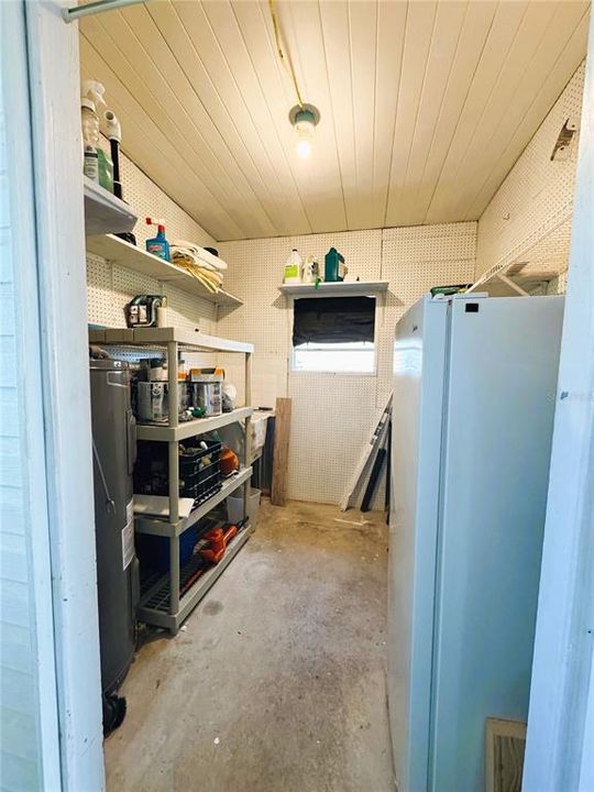 待售: $154,000 (2 贝兹, 2 浴室, 1332 平方英尺)