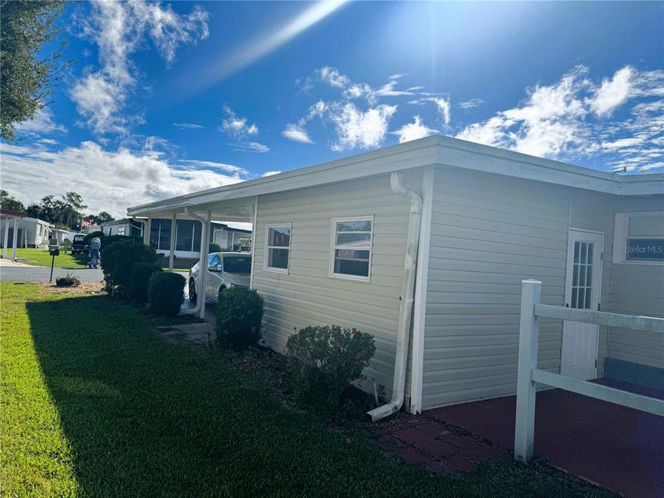 待售: $154,000 (2 贝兹, 2 浴室, 1332 平方英尺)