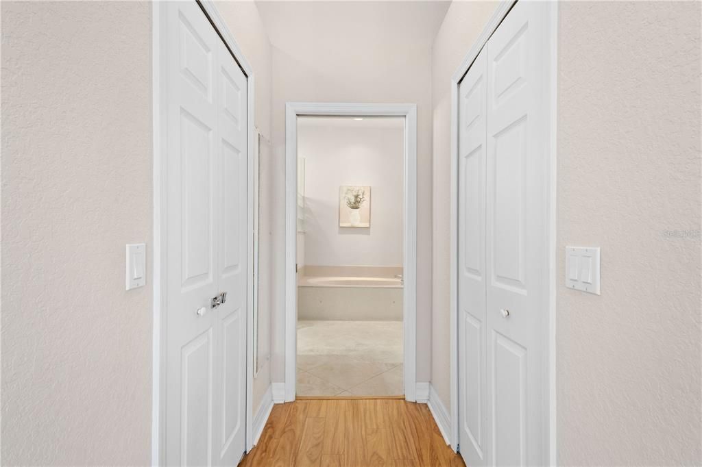 For Sale: $525,000 (3 beds, 2 baths, 1963 Square Feet)