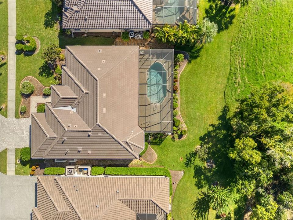 For Sale: $525,000 (3 beds, 2 baths, 1963 Square Feet)