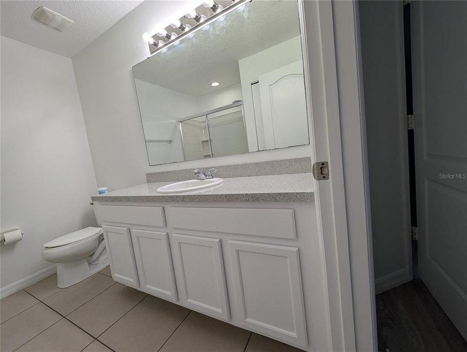 For Rent: $2,500 (3 beds, 2 baths, 1686 Square Feet)