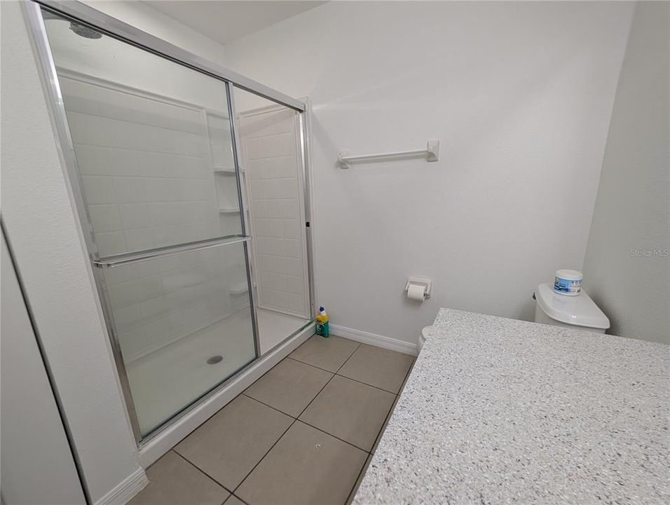 For Rent: $2,500 (3 beds, 2 baths, 1686 Square Feet)